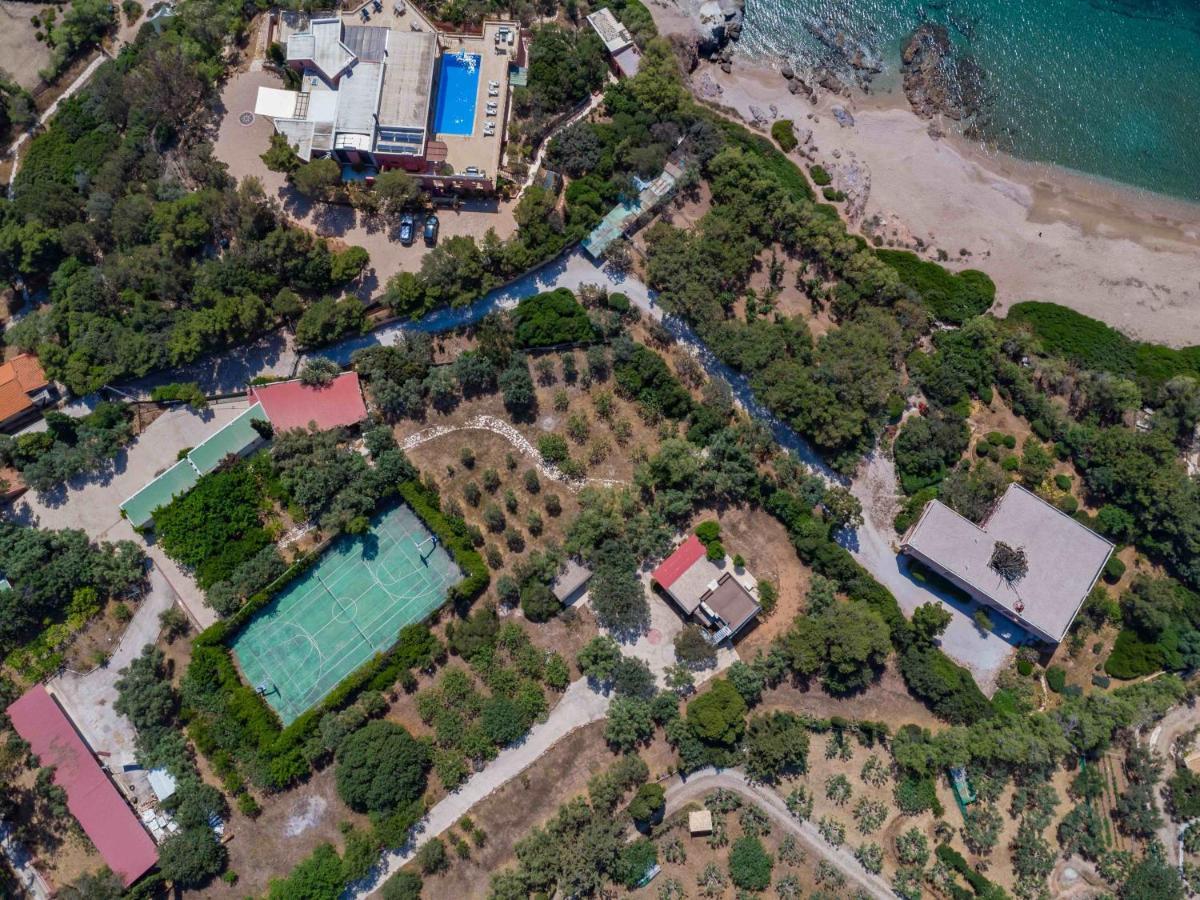 Black Diamond Beachfront Pool Villa Pasithea In Sounio, Athens Сунион Экстерьер фото