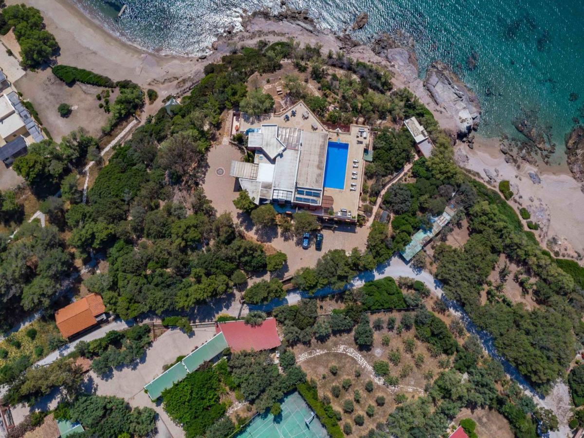 Black Diamond Beachfront Pool Villa Pasithea In Sounio, Athens Сунион Экстерьер фото